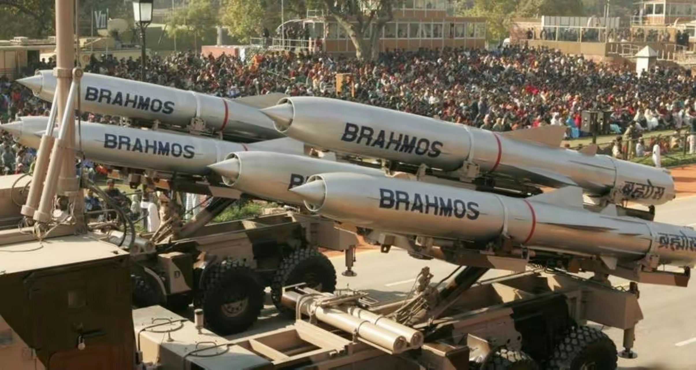 布拉莫斯导弹运动方式图片