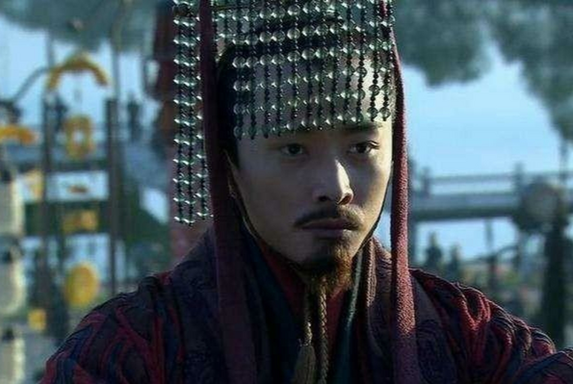 汉献帝结束了东汉那无可救药的大一统局面.