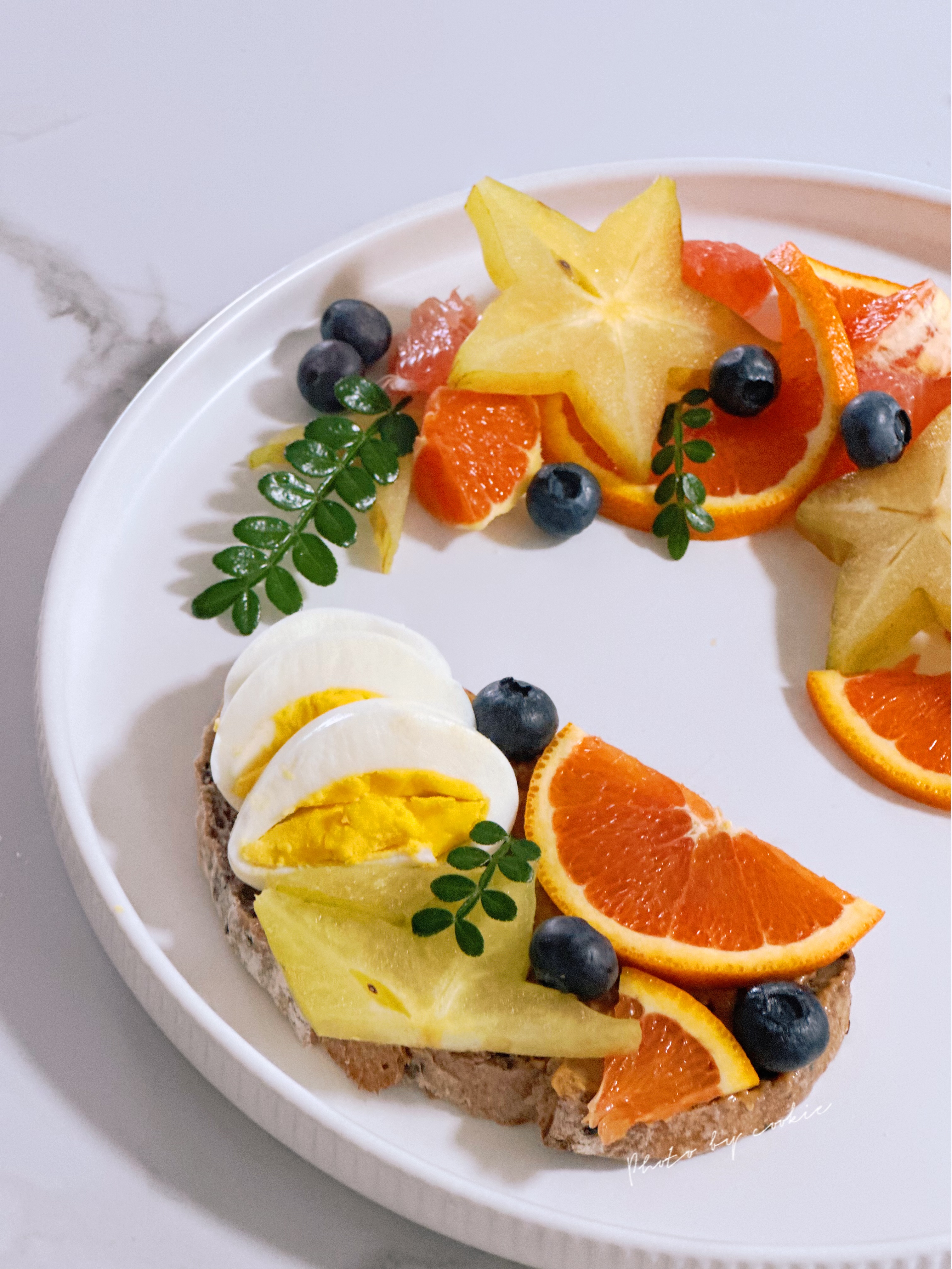 10分钟快手早餐:水果创意摆盘