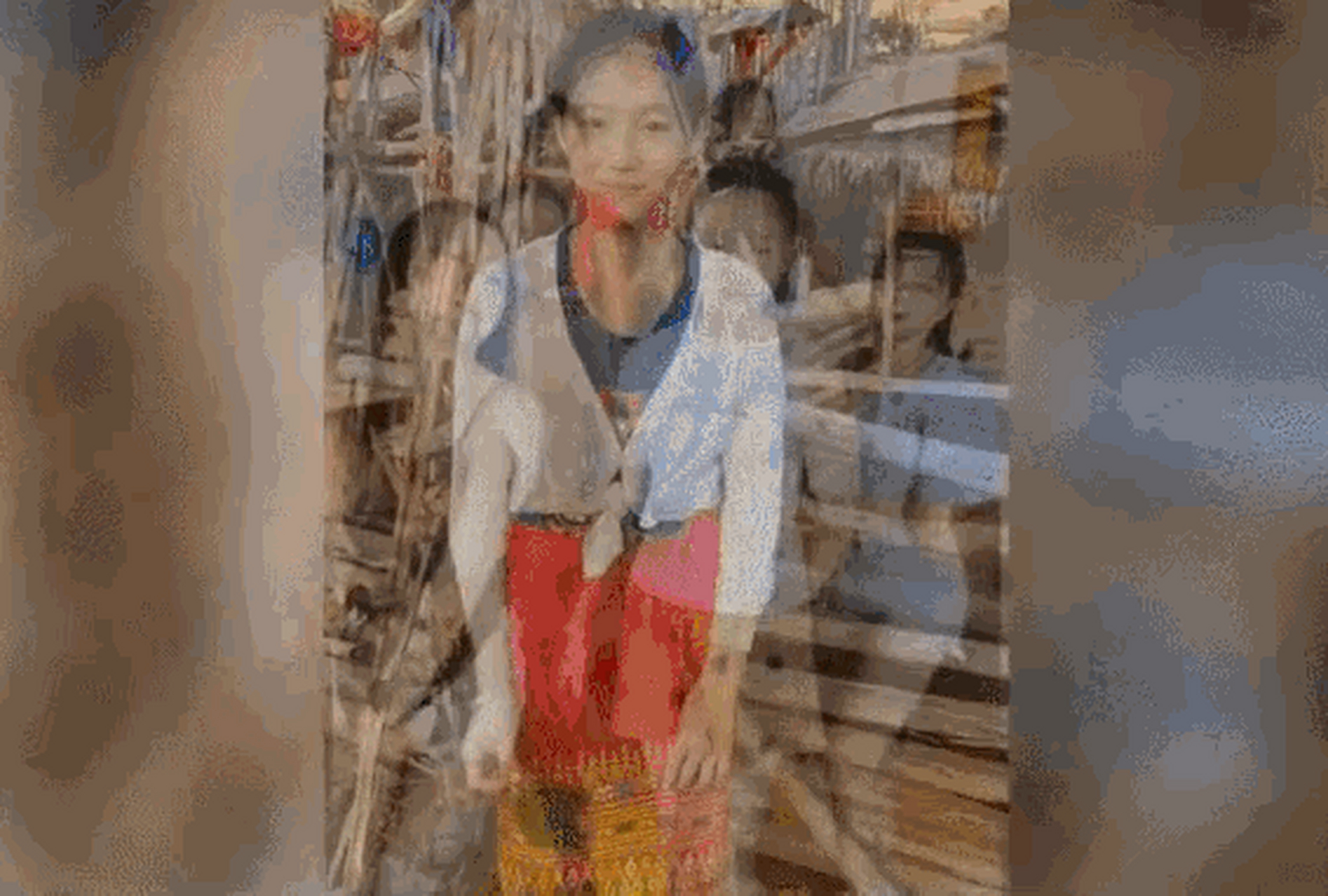 清纯越南女孩阿哭"自甘堕落"?