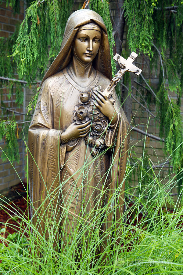 圣母形象的启示和创作表现——一个精彩的艺术符号