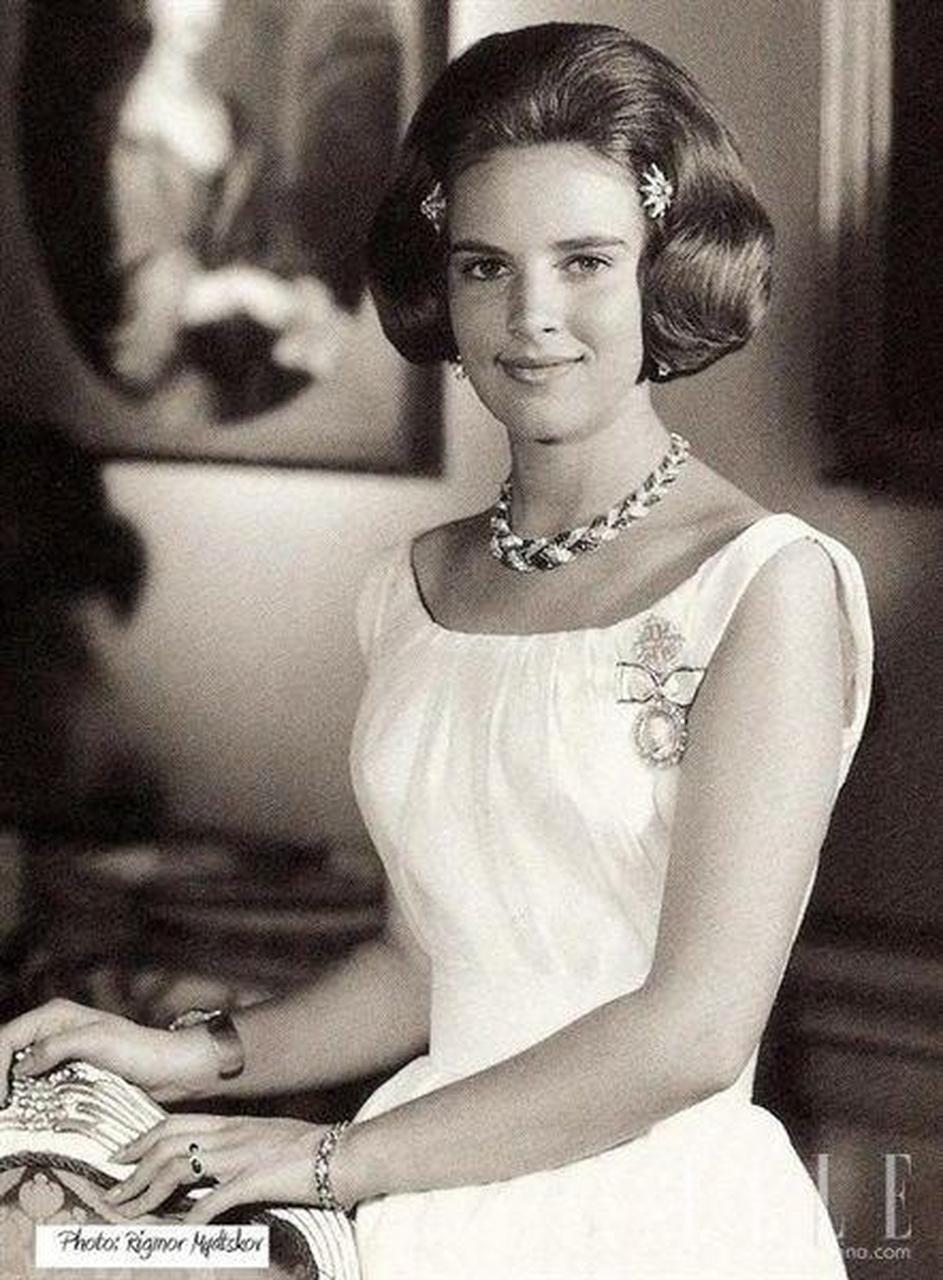 看一下这位丹麦公主,希腊末代王后年轻时的颜值.