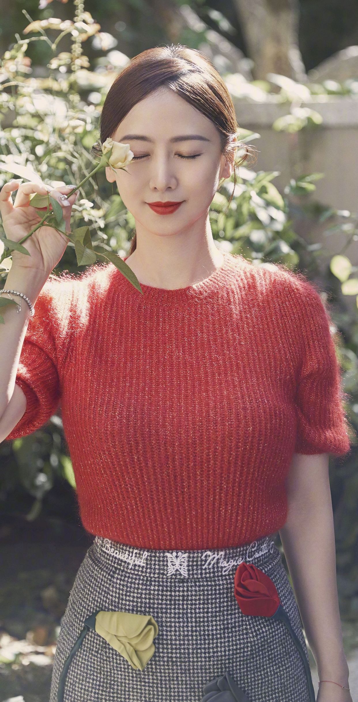 翁虹高清写真图集,美人迟暮,风韵犹存