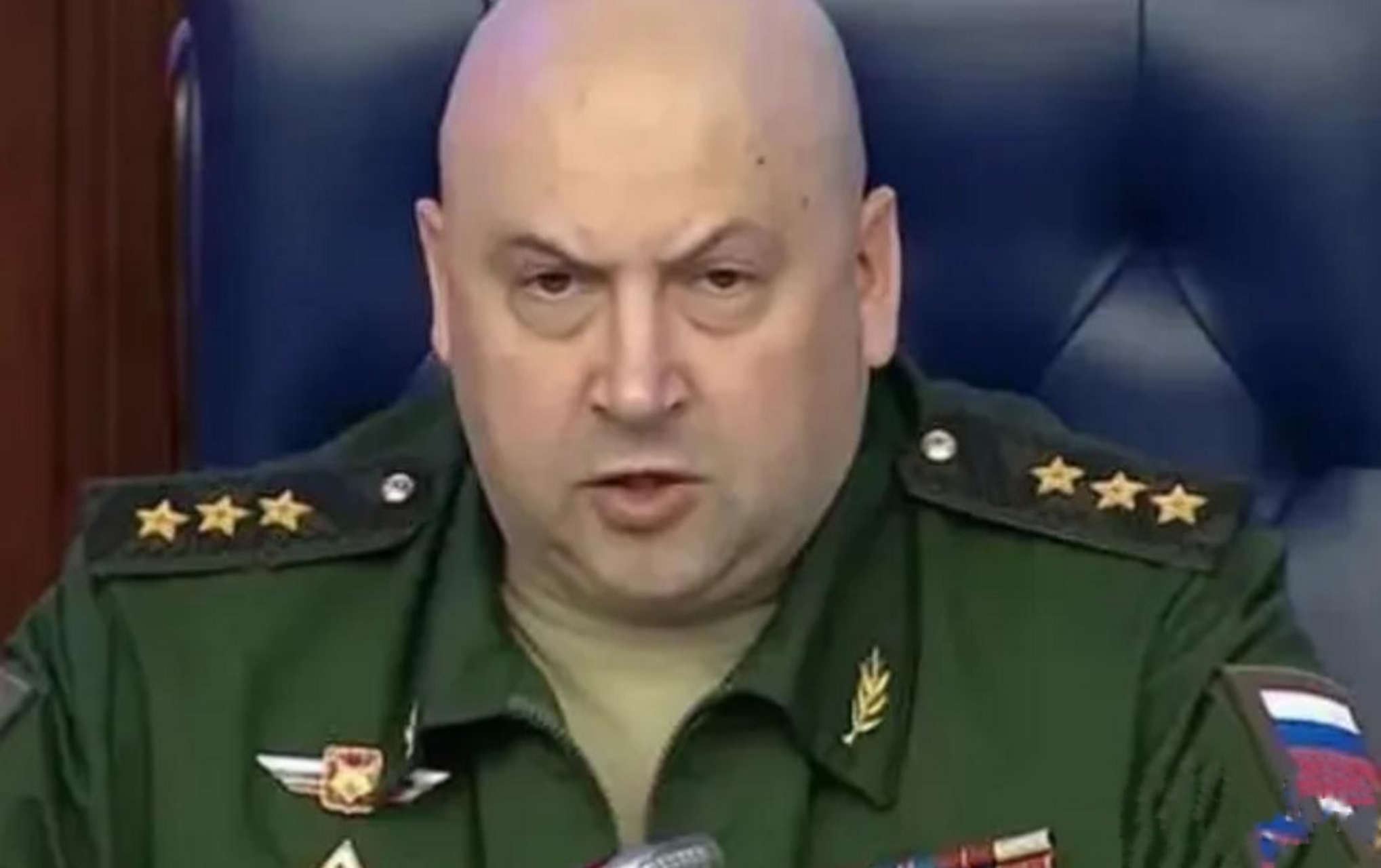 新年初始,俄罗斯军事总指挥苏拉维金就对整个美西方开始喊话:"美西方