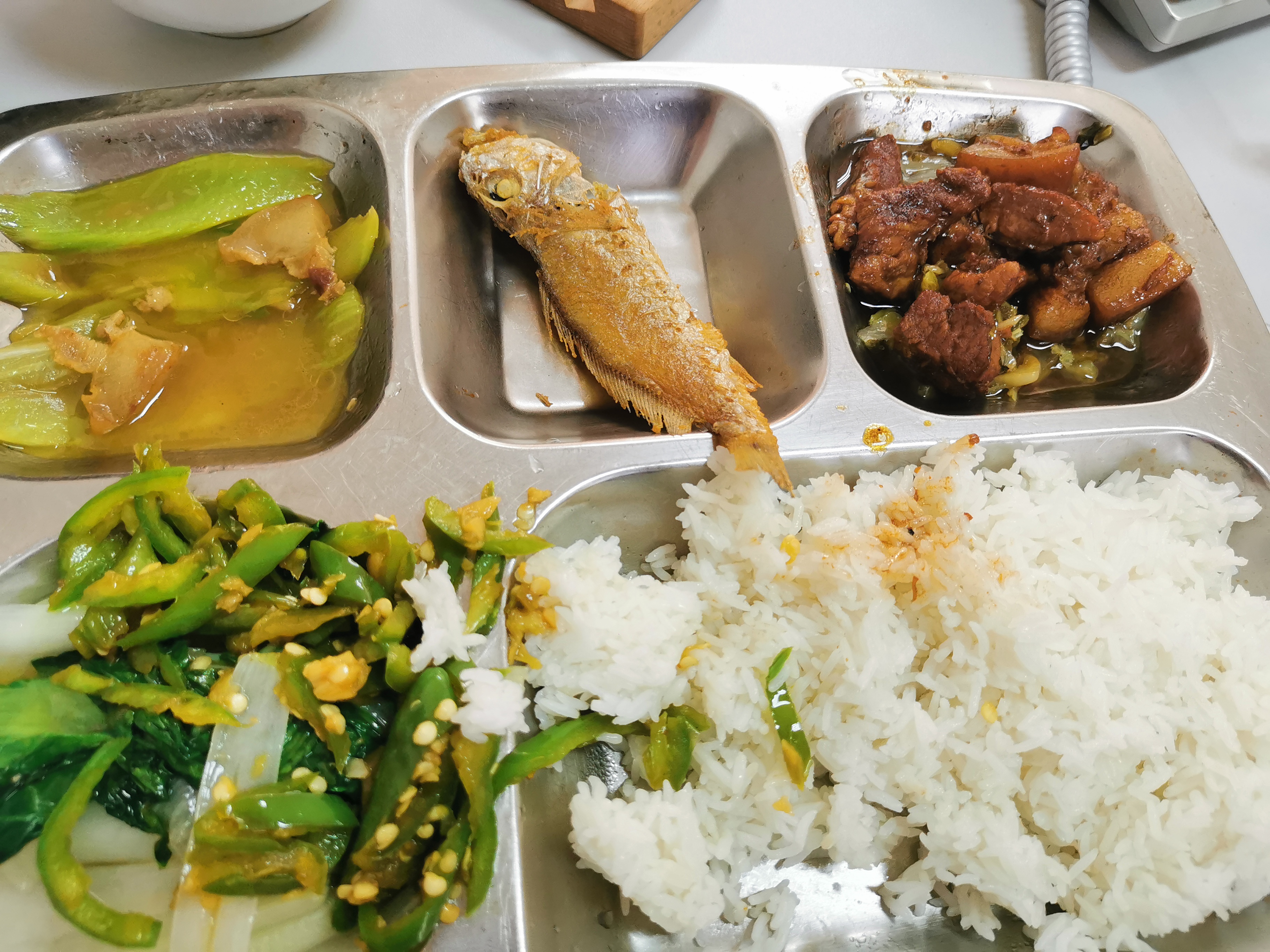 生源是市里一中录完二中录,二中筛完三三中再录