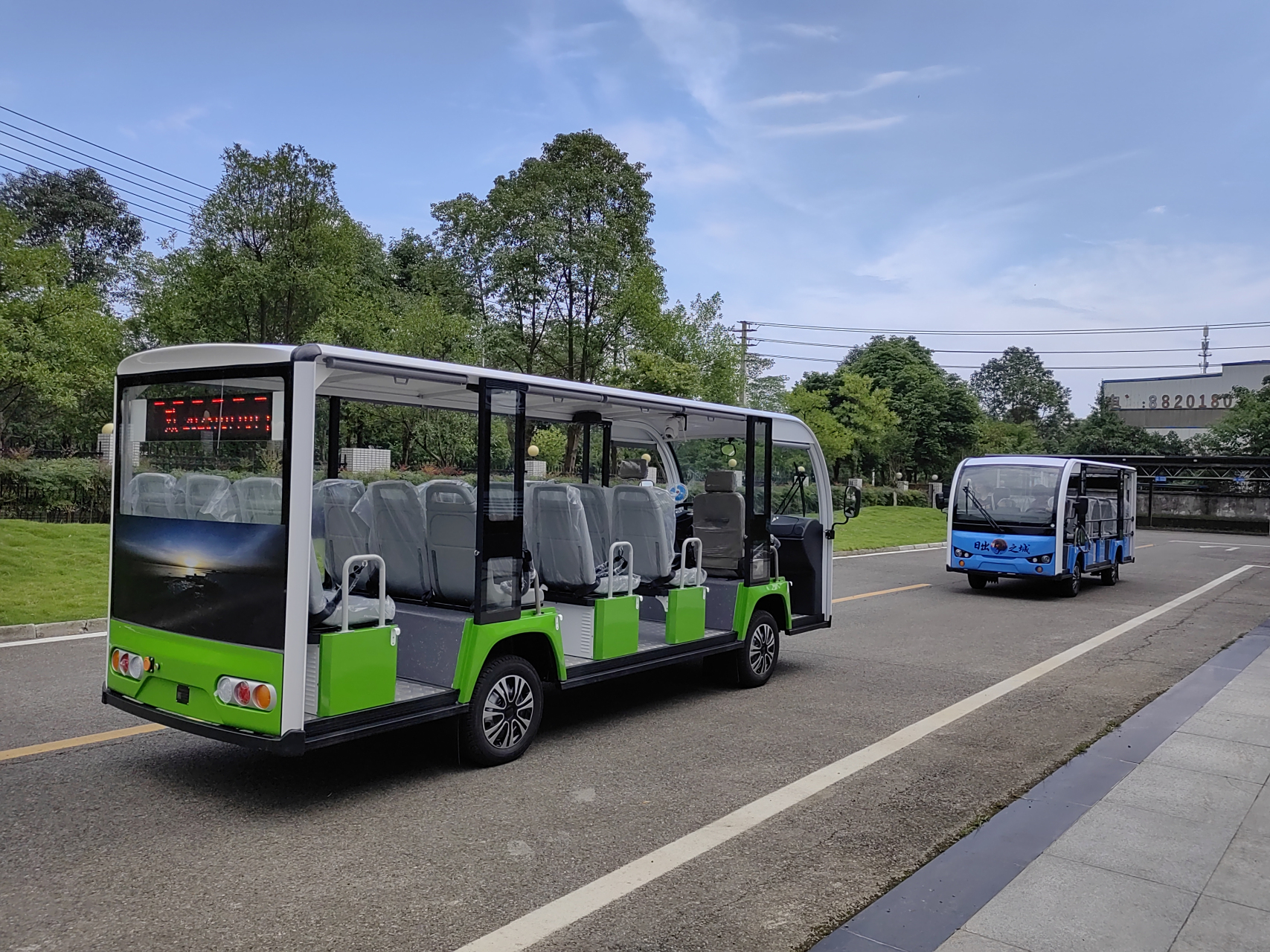 日出之城14座电动观光车完美交付啦! 欢迎来青海湖乘坐旅游观光车