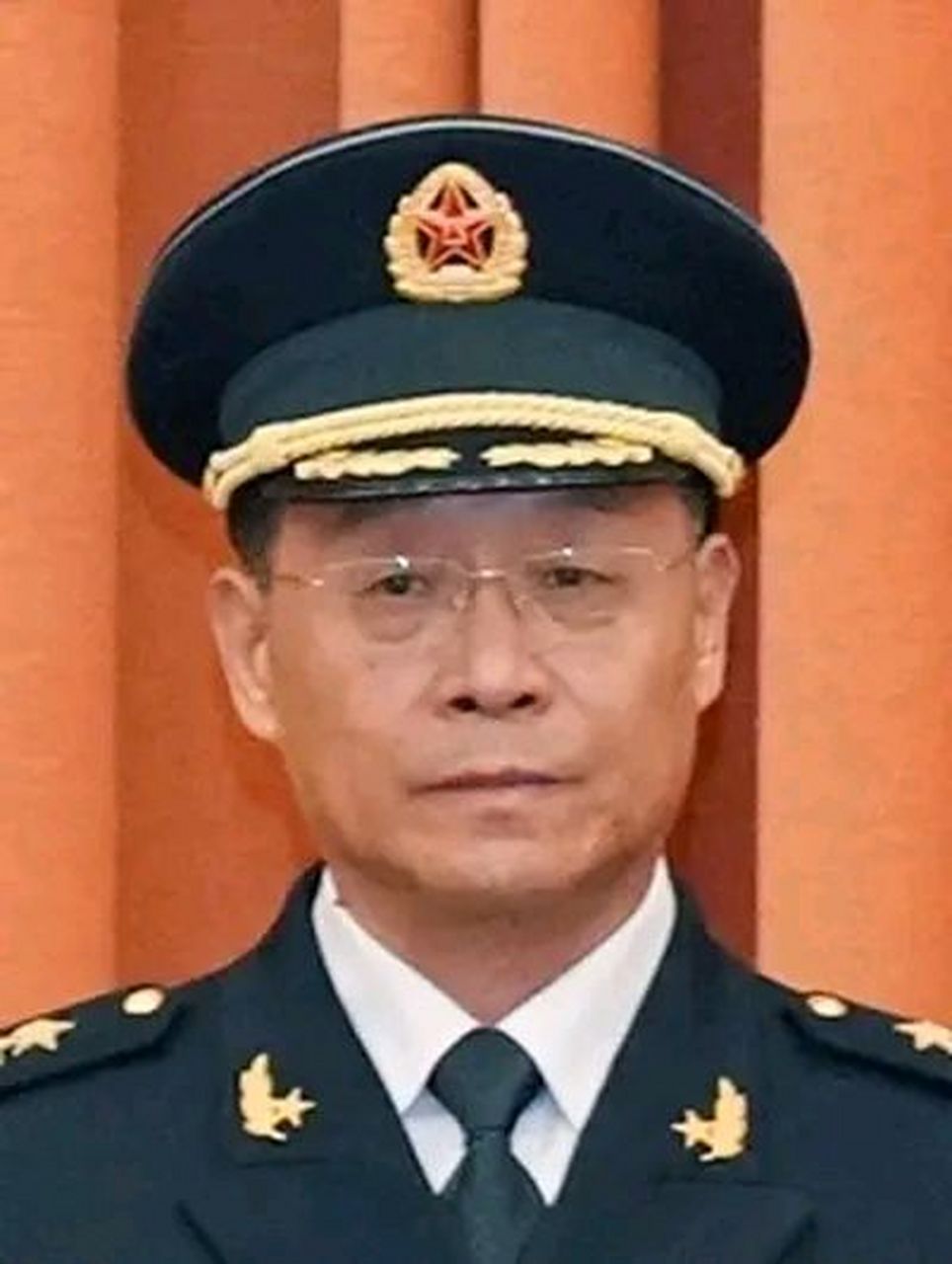 徐西盛分别就任火箭军司令员和政治委员,并晋升为上将军衔,这表明火箭