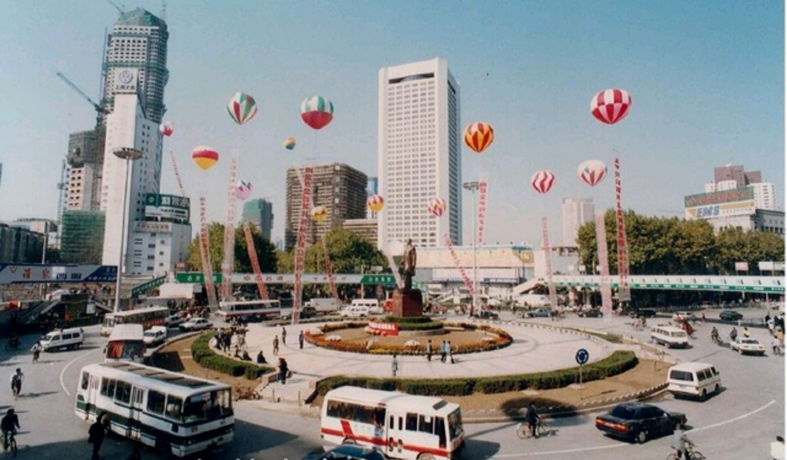 江苏老照片:90年代南京城市状况,生活场景!欢迎分享你的见解