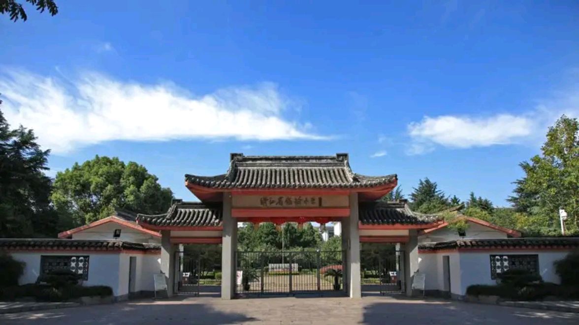 不可思议!宁波镇海靠近镇海中学远超市区重高率!