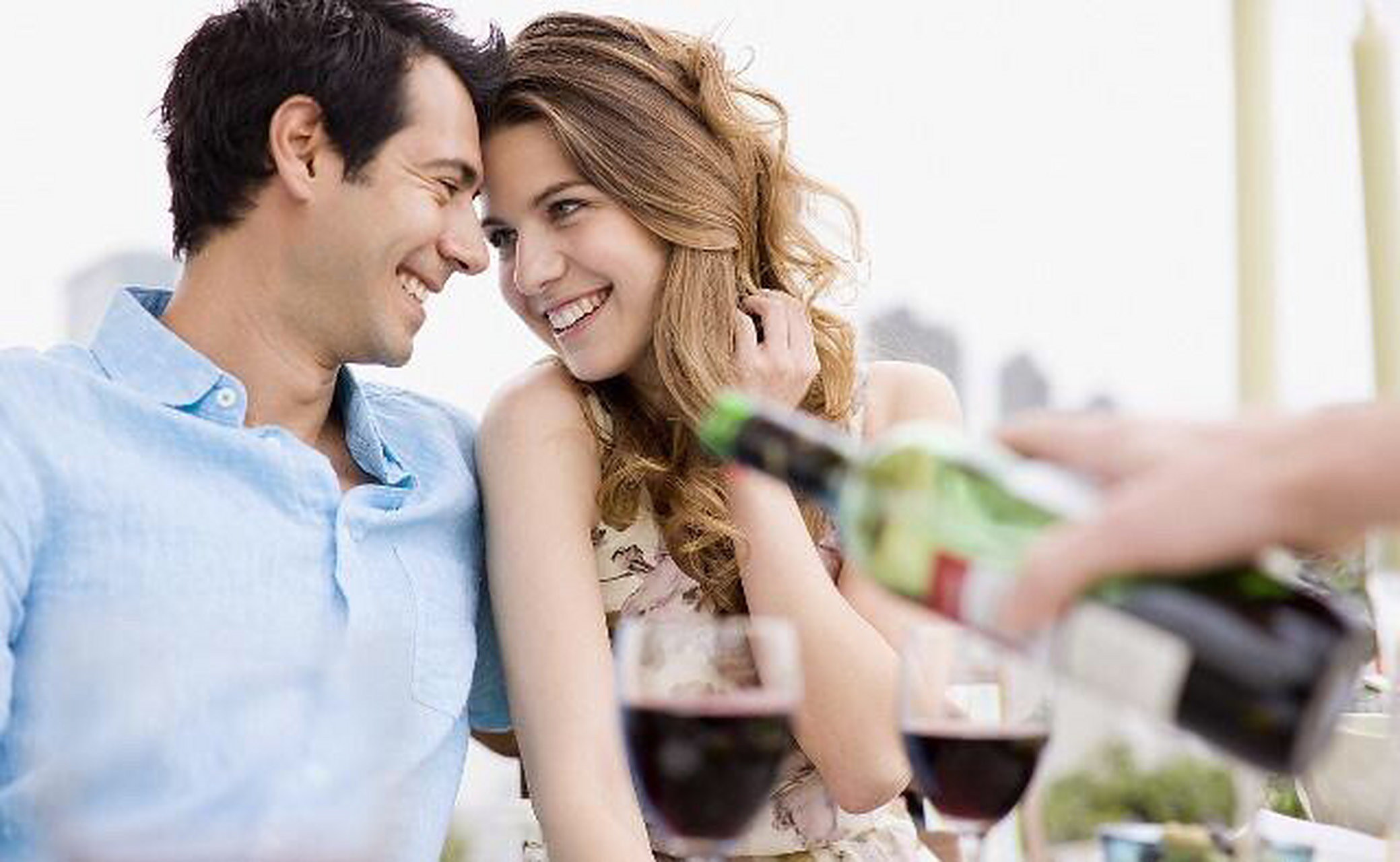 男人爱和中年女人暧昧,多数是因为她这3个长处!