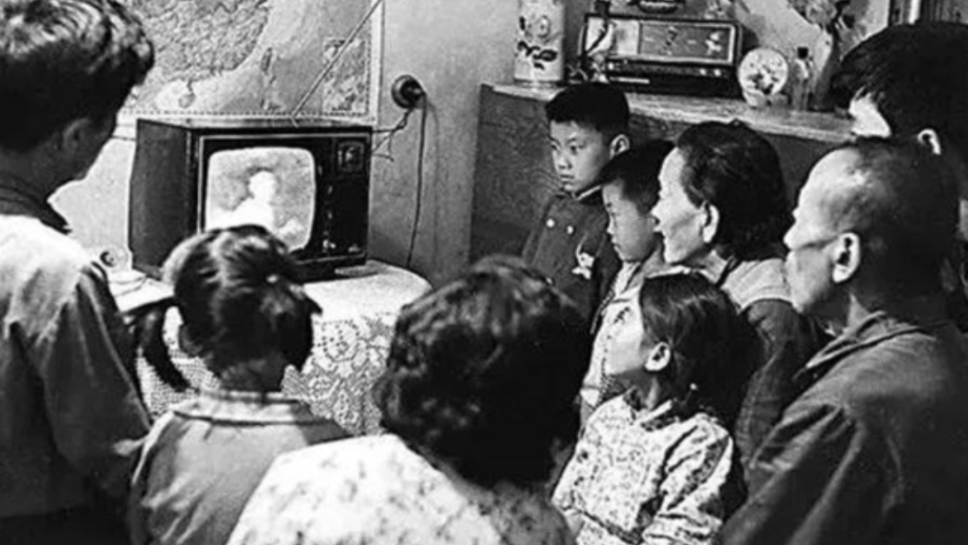 小时候看过的黑白电视节目你还记得吗?