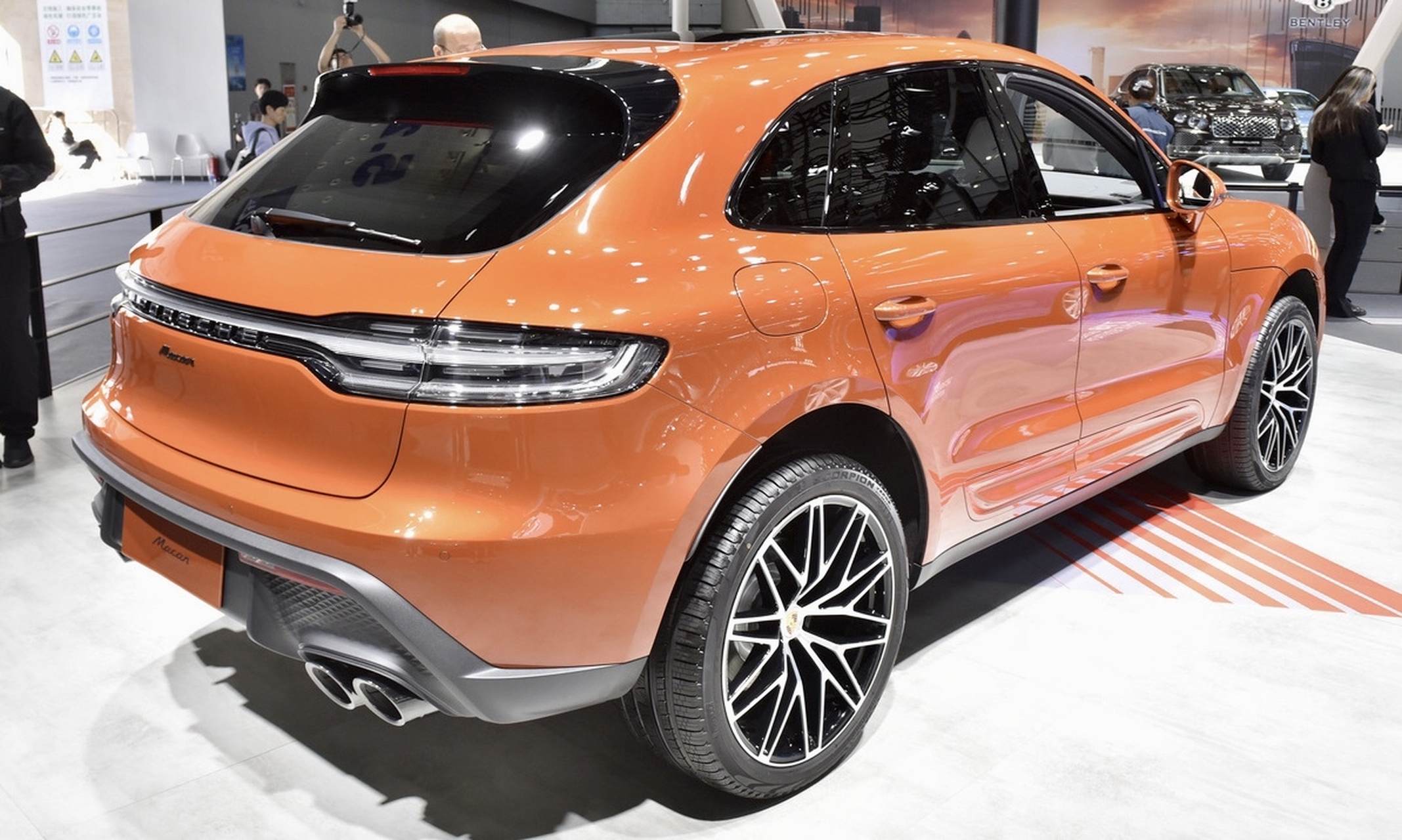 2024款保时捷macan 车展实拍图