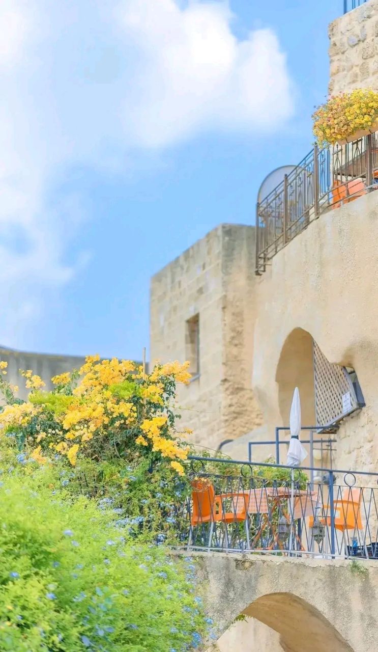 十二星座男看女生第一眼先看哪?