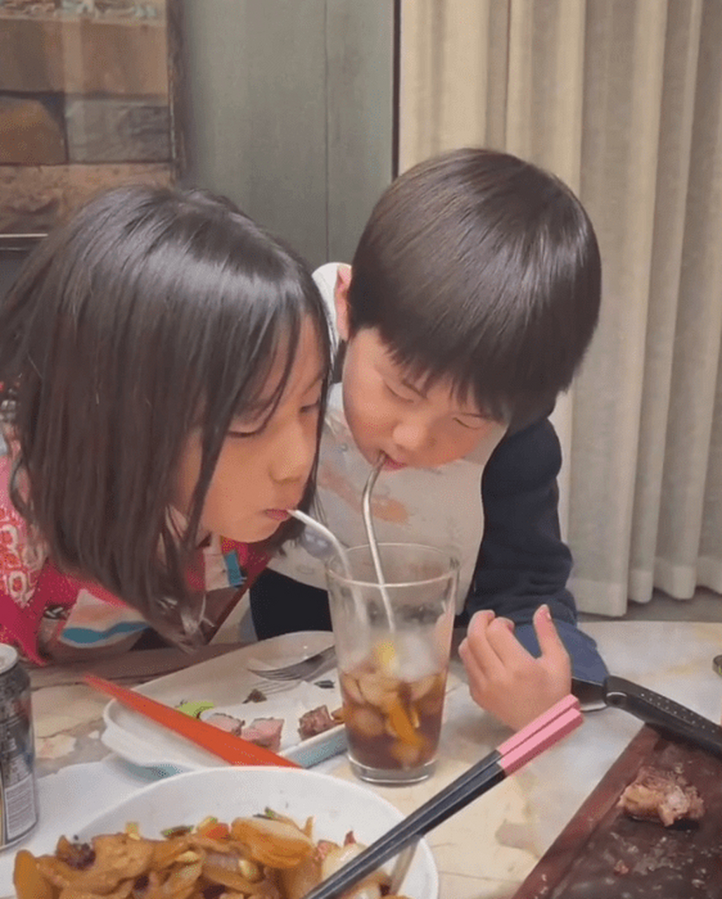 黄磊孙莉一家五口的日常生活