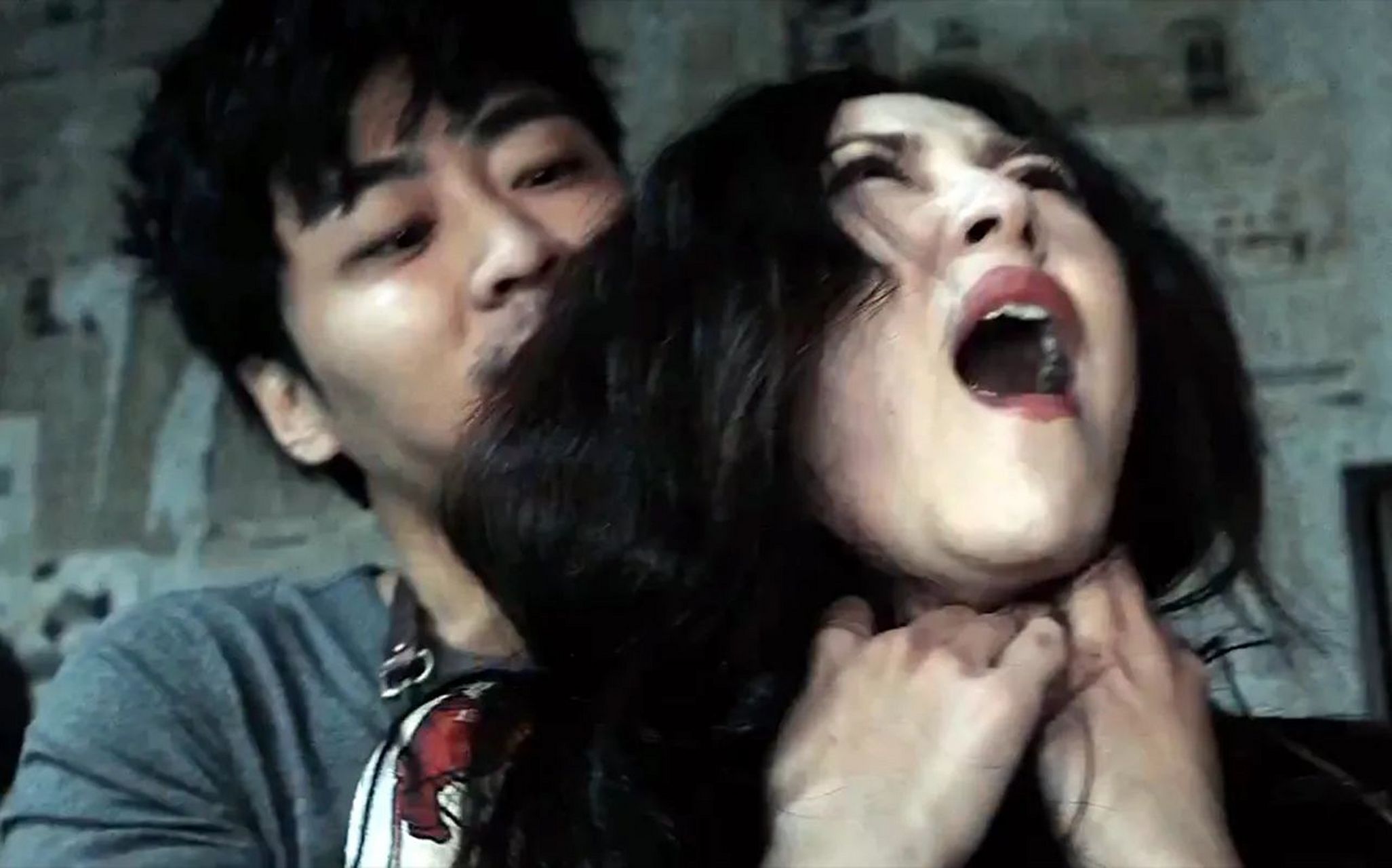 1997年,日本一女高管赤裸着被勒死在红灯区,她体内的精斑和随身物品