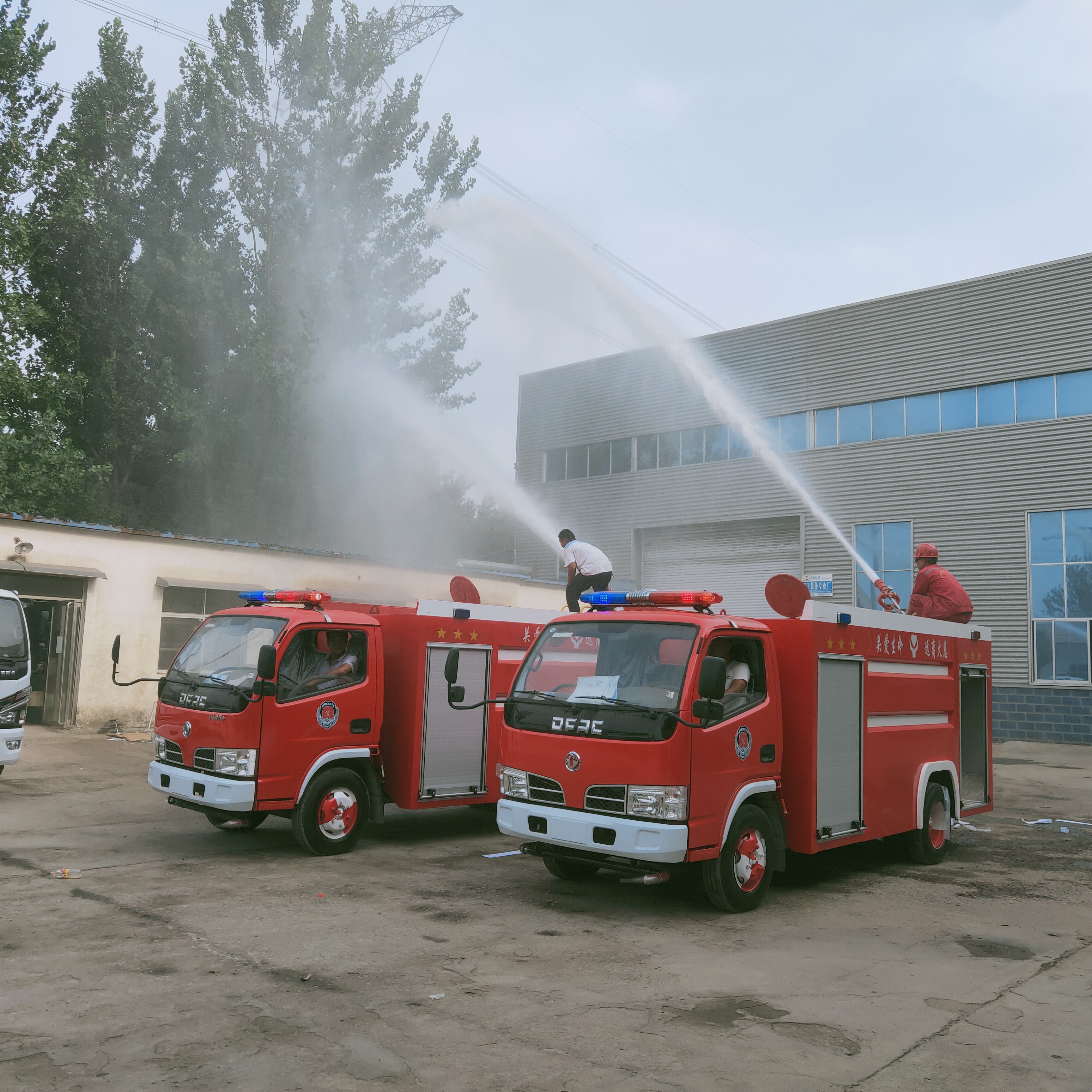 微小型消防车比较适合乡村和企业使用