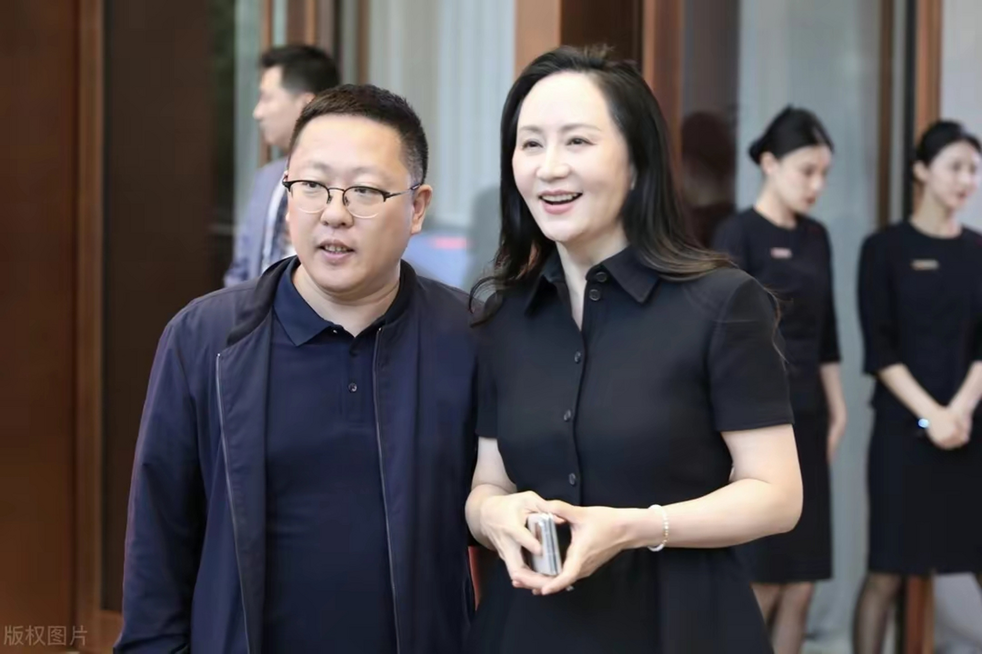 兄弟们,孟晚舟最新发声了,华为将为世界构建,第二选择,美国当场生气了