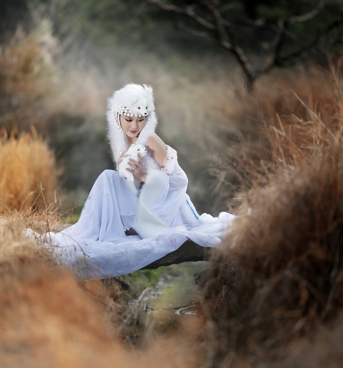 我是一只千年修行的(白狐).一个人的时候,静静地听.