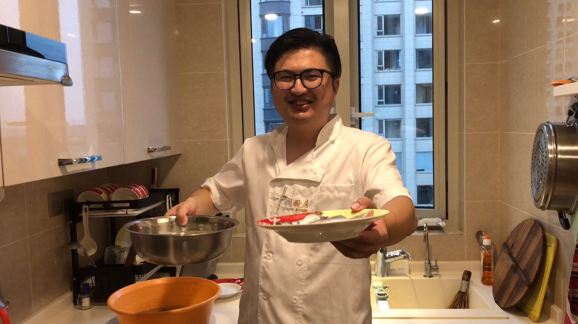 杭州森爸晚饭做一锅贝类小海鲜