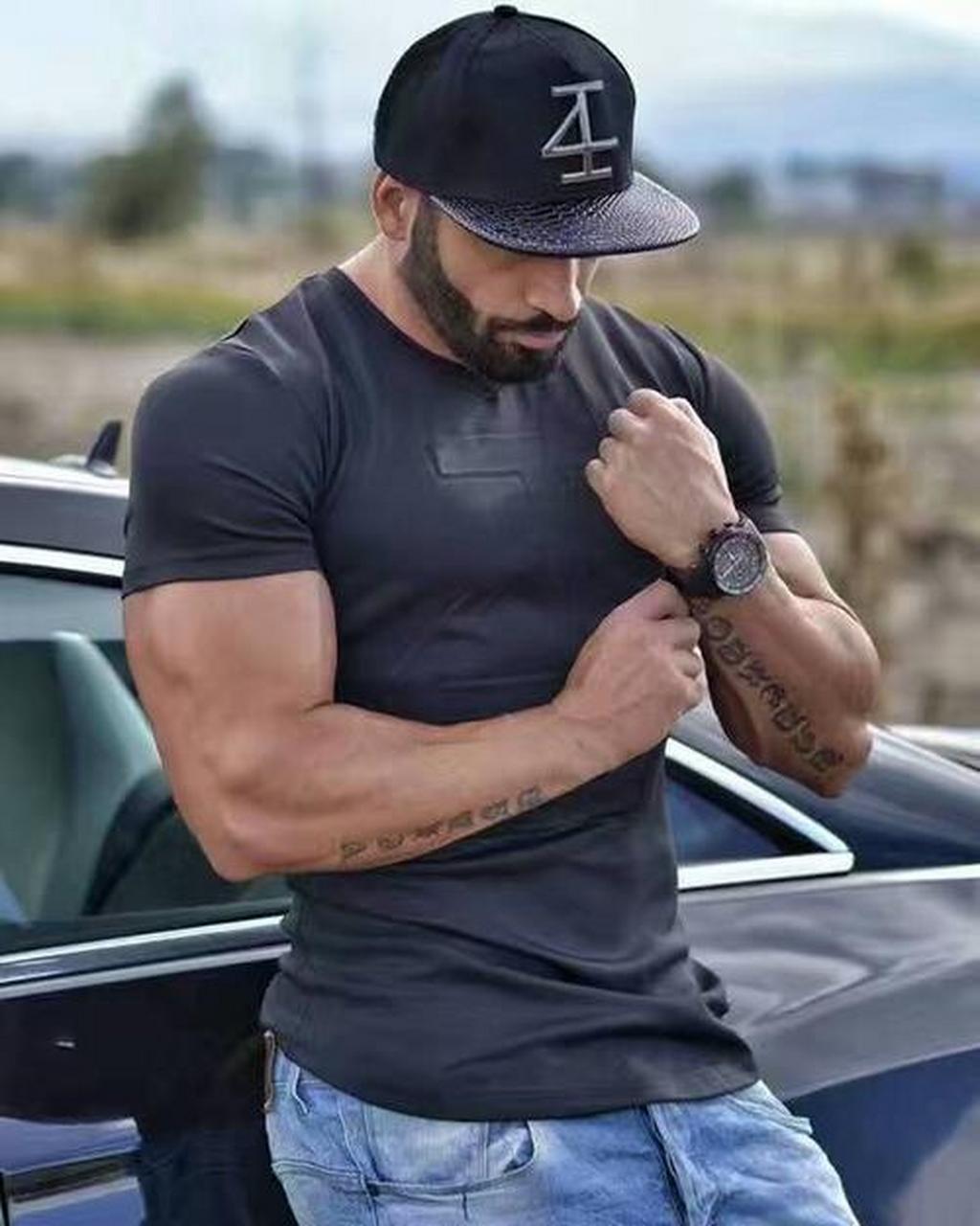 怎么样才能练成拉扎尔这样的身材变成男神呢