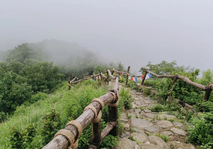 金州小黑山风景区图片