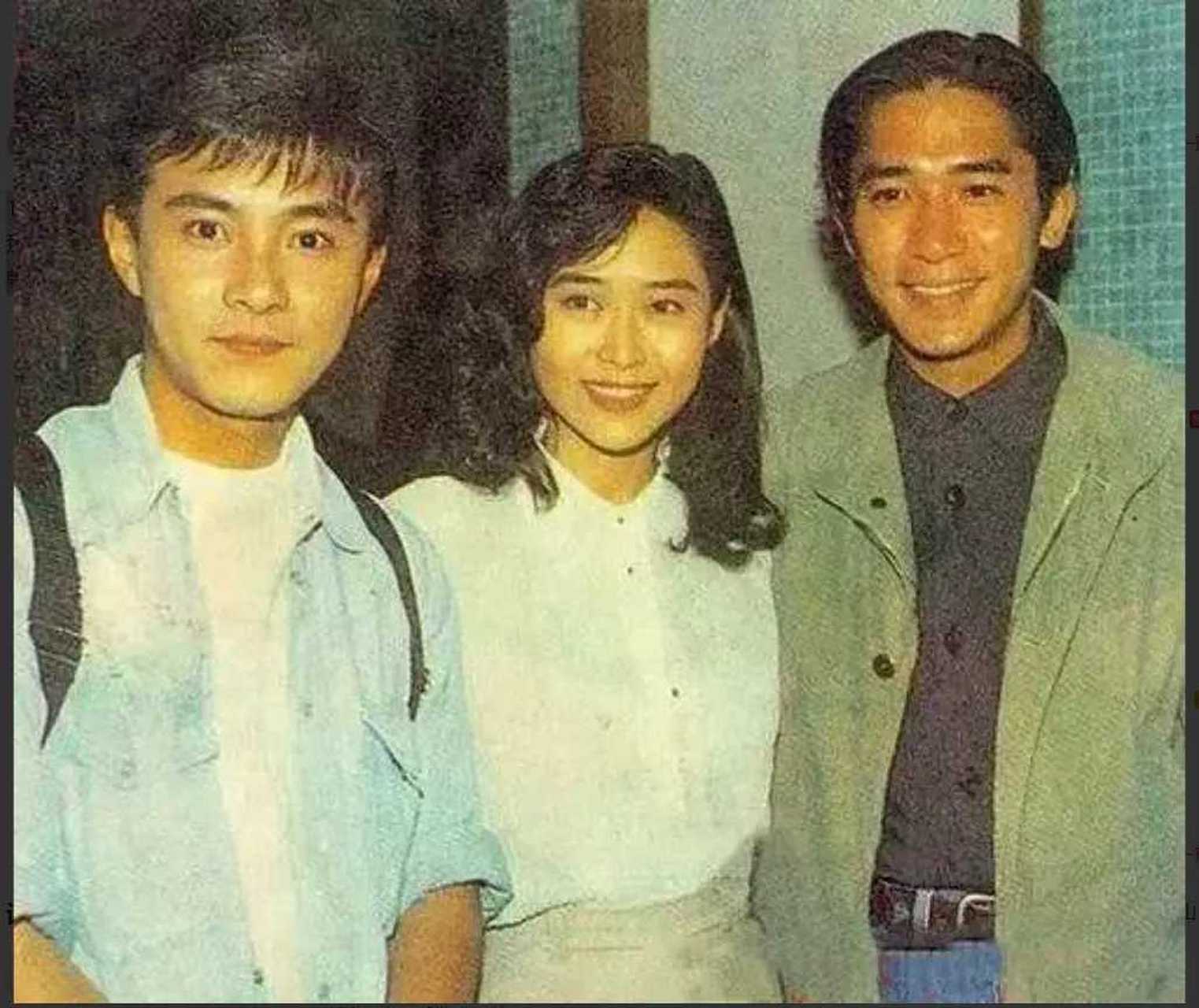 1993年,梁朝伟,张卫健和叶玉卿合影,那时三人都是颜值鼎盛时期#娱乐