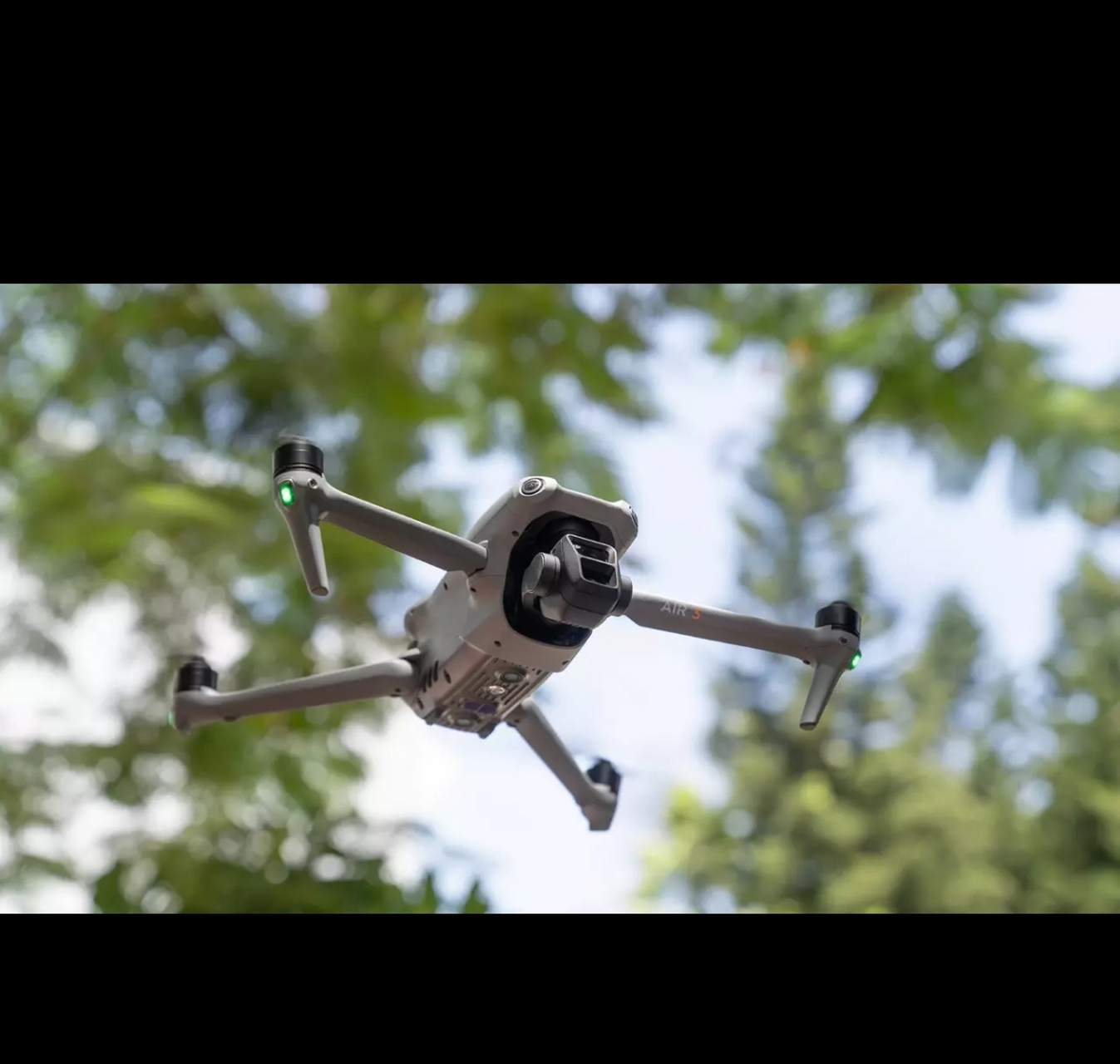 大疆的air3继续秉承"卷死自己,没有友商"的进化理念…  相比air2,新增