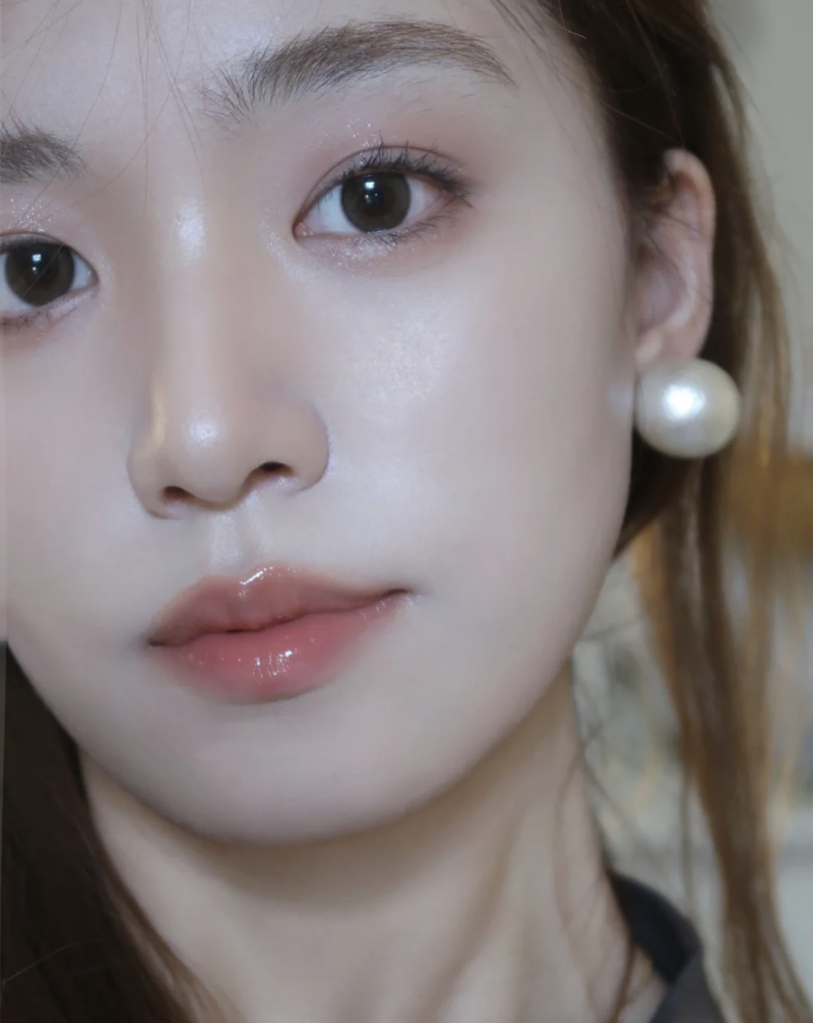 这几个"底妆技巧",女生一定要知道,打造自然妆感,持久又服帖