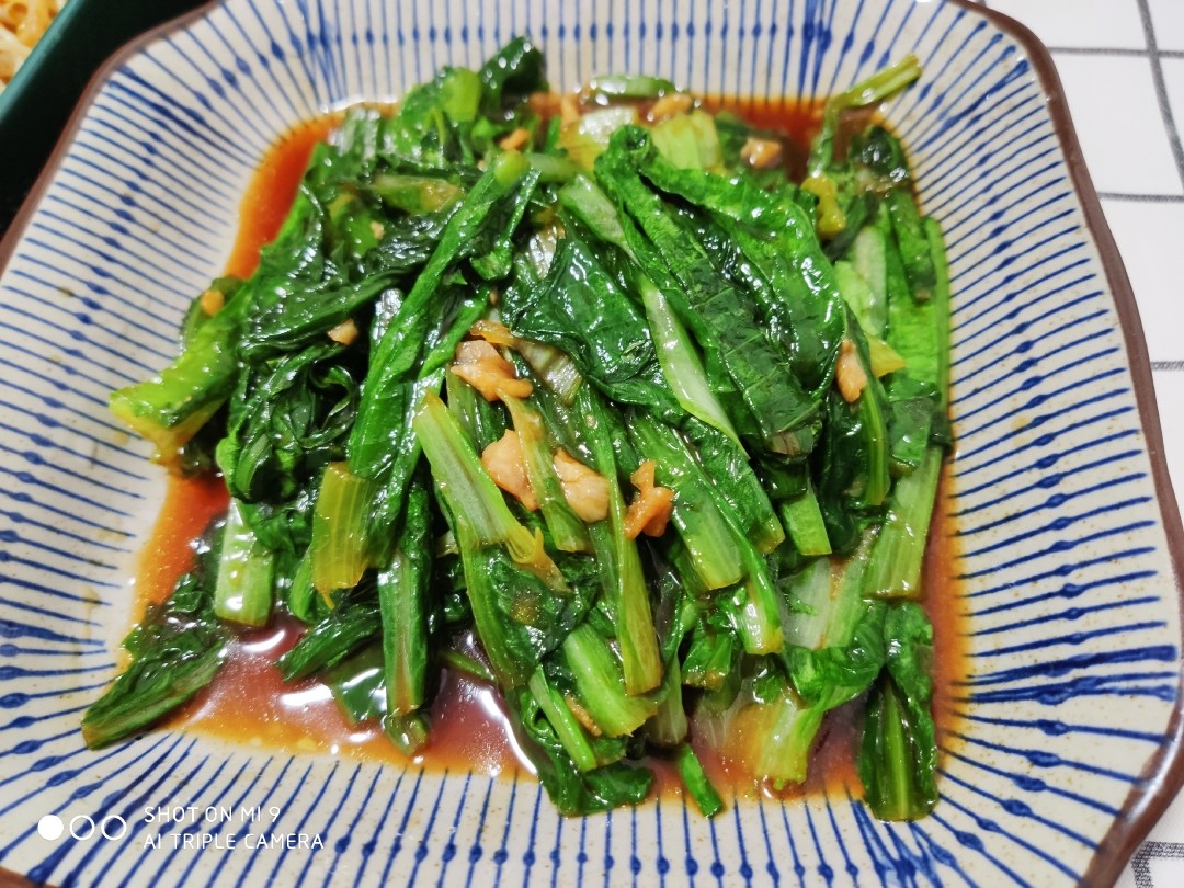 蚝油炒油菜图片