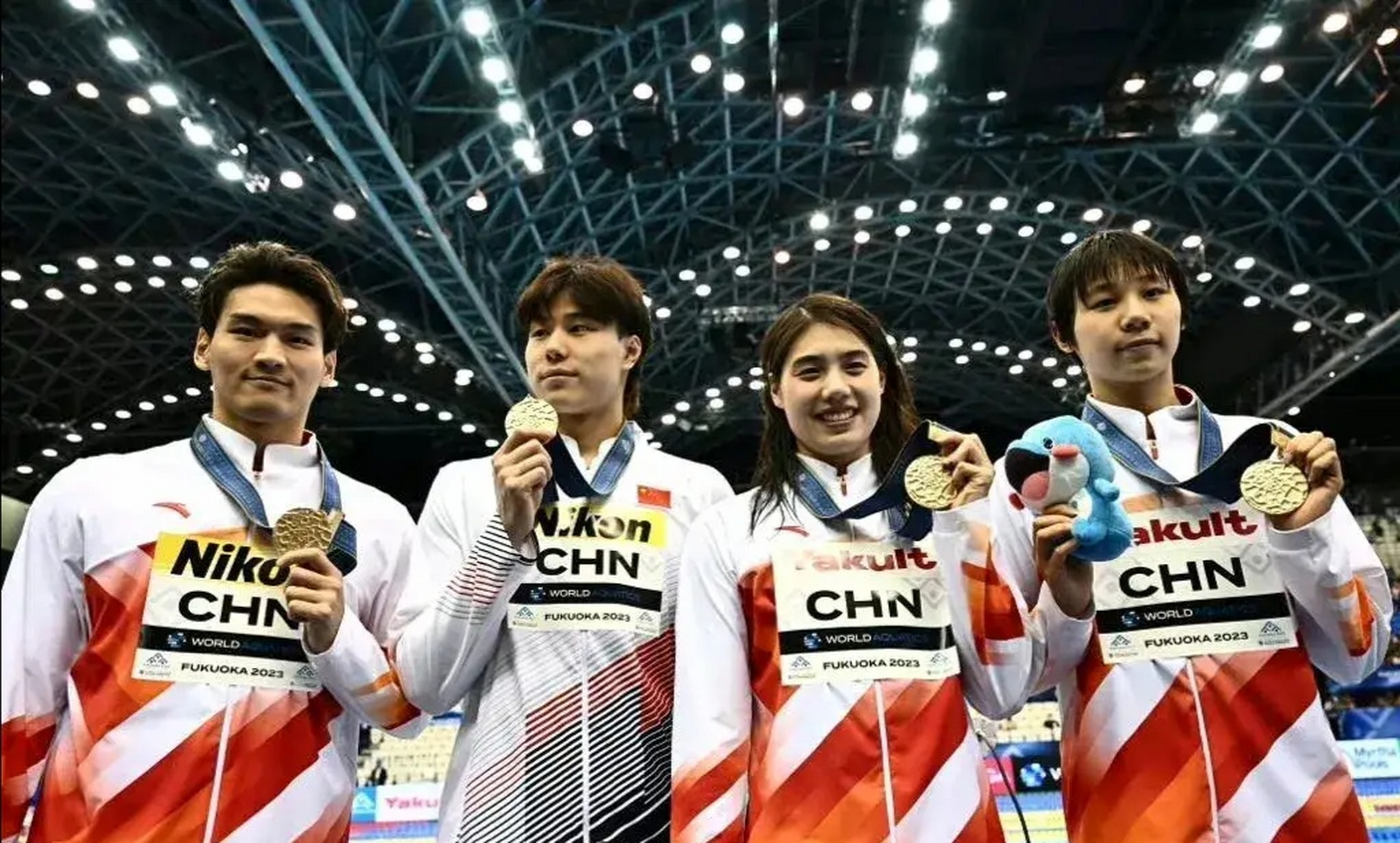 15金5银5铜遥遥领先,第二名澳大利亚,第三名日本都只有5金以内.