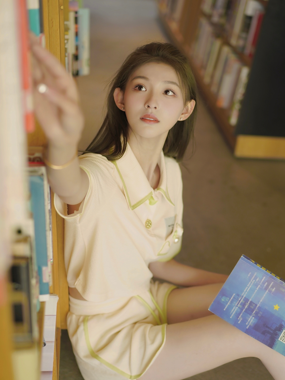 极品美女,北影20级校花王思洁