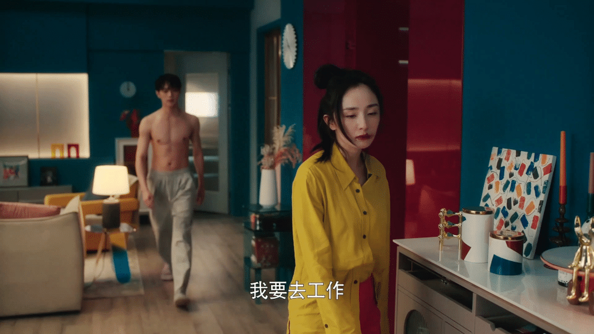 杨幂秦施醉酒行为大赏#   太可爱了吧,杨幂喝醉酒后的样子[偷笑]