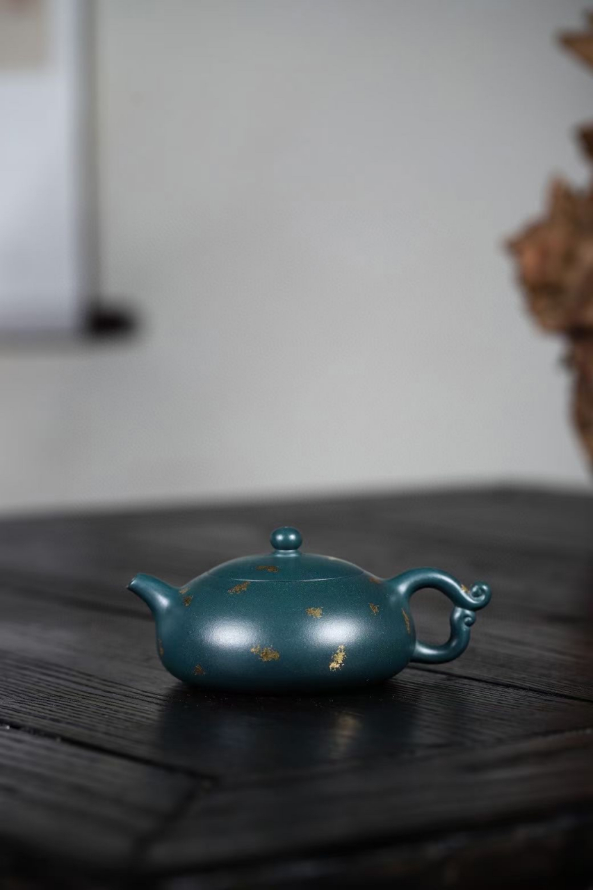 暮雪流霞    汤宣武精品 苏门答腊青泥,  200cc#紫砂壶