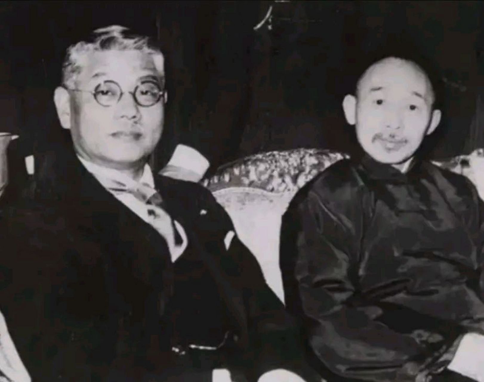 清朝外交官许世英:应邀看脱衣舞,记者问其感受,他的回答很机智.