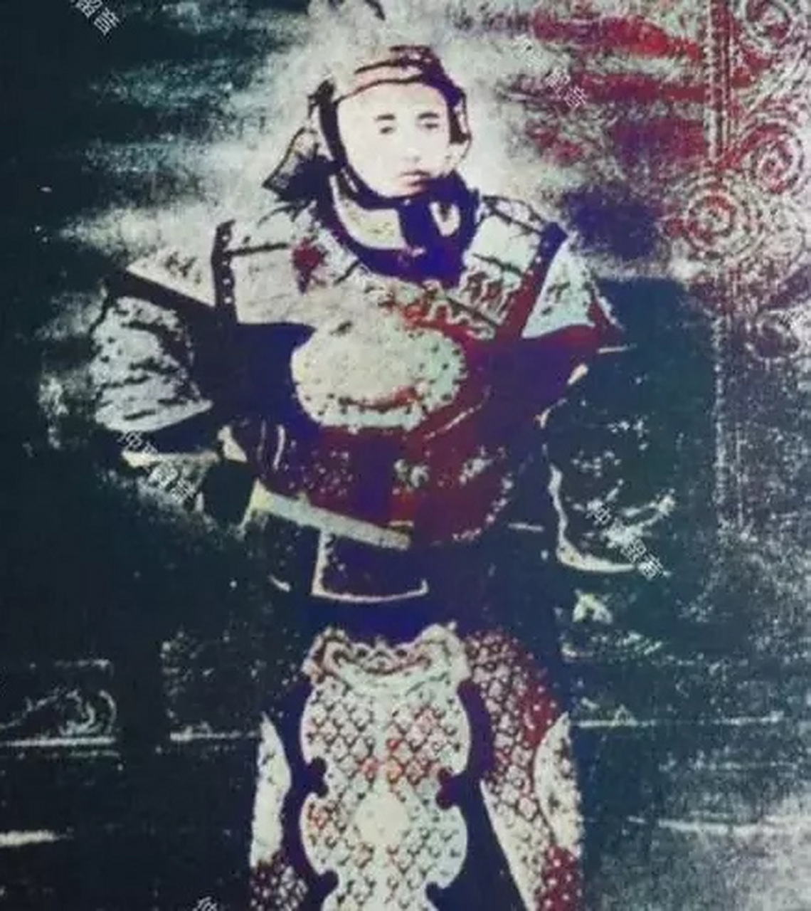 晚清时期,他就是张作霖的岳父一一寿山将军的一张老照片.