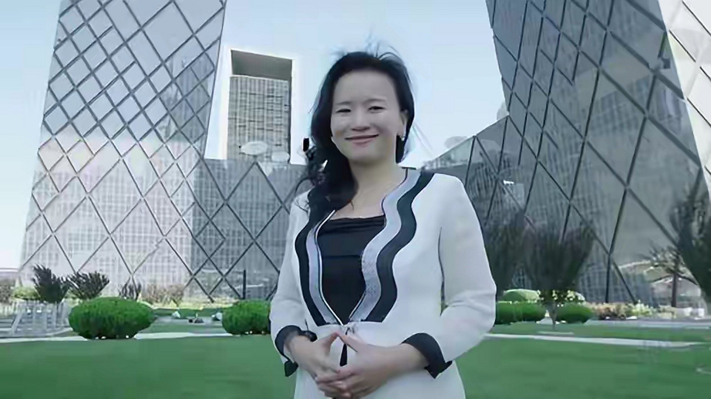 成蕾潜伏央视20年,为何因一句"口误"暴露身份?