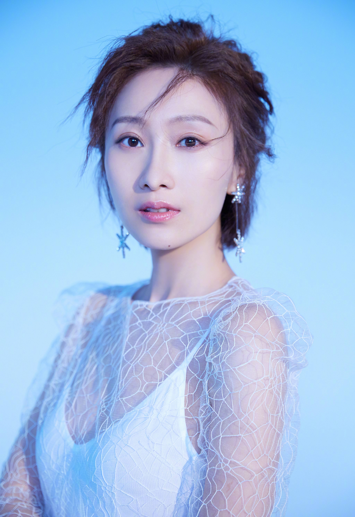 肖涵:清爽干练,气质迷人