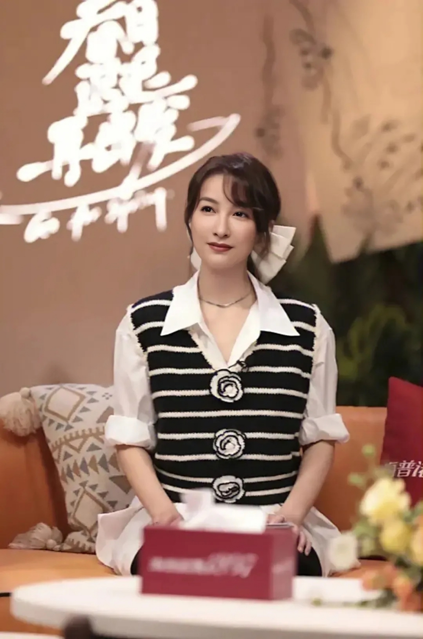 涉及到赵丽颖,吴昕,谢霆锋,宋茜.
