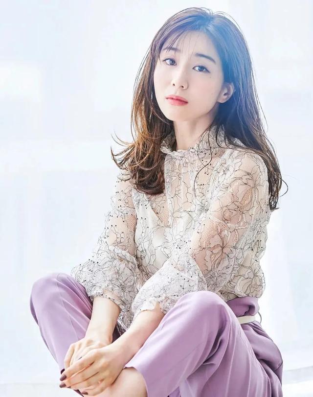 "气质女神"——田中美奈实,天生丽质,国色天香,让人心动