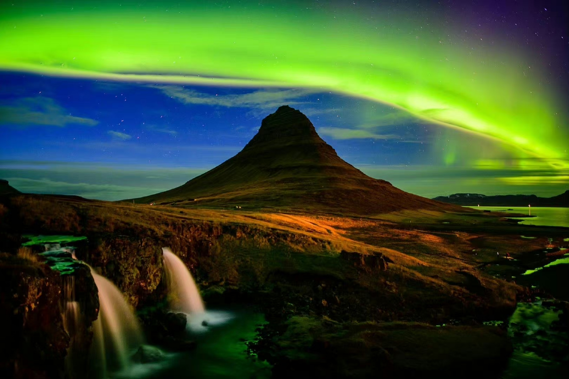 安排办理我们明年二月份冰岛 挪威摄影团的鉴证.