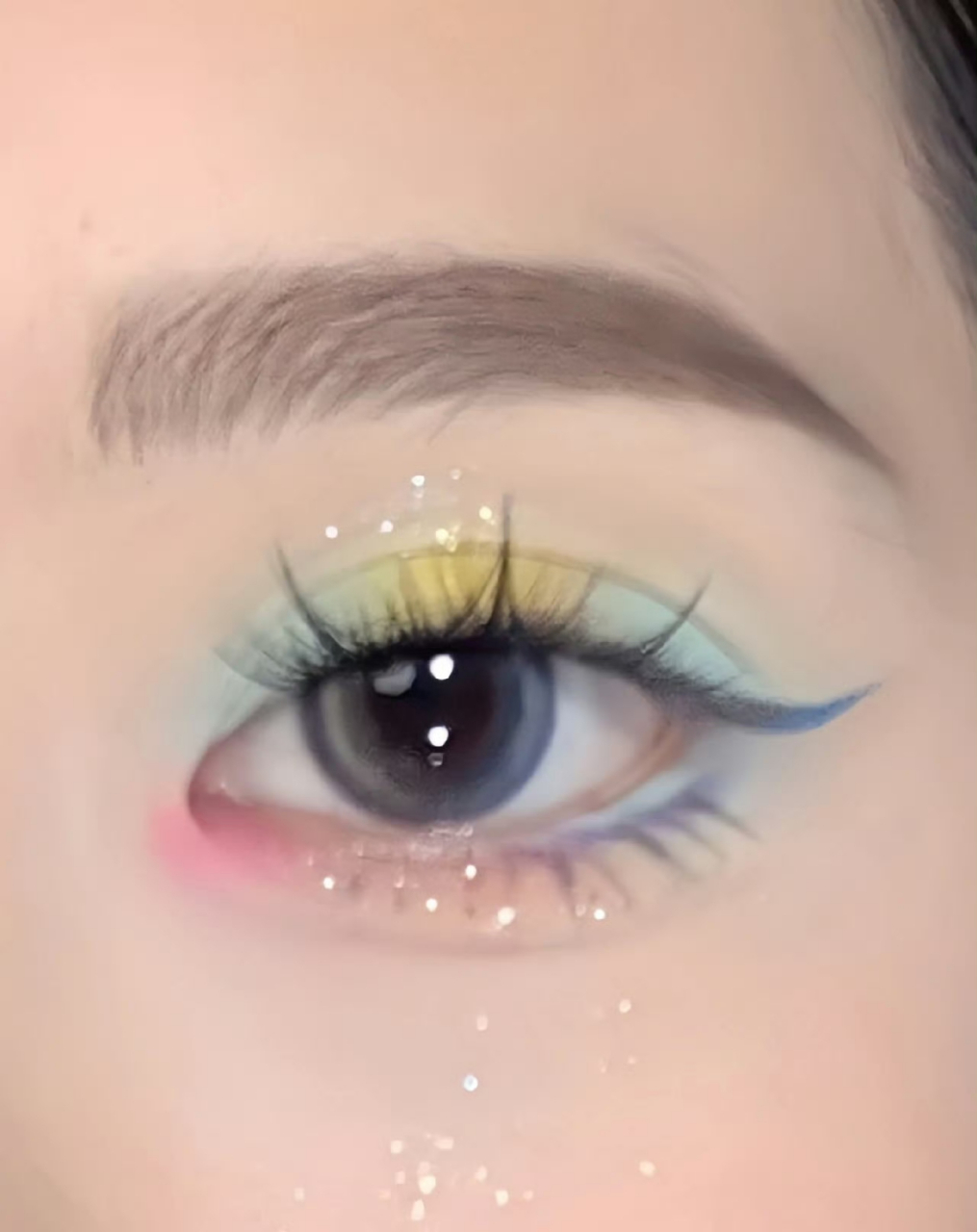 可爱鬼97  万圣节创意彩色眼妆合集  cr 瑶二六99 #百鬼惊魂派对