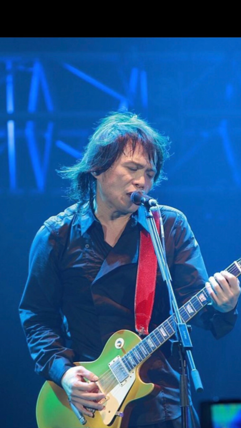 伍佰《再度重相逢》每一首都是经典!