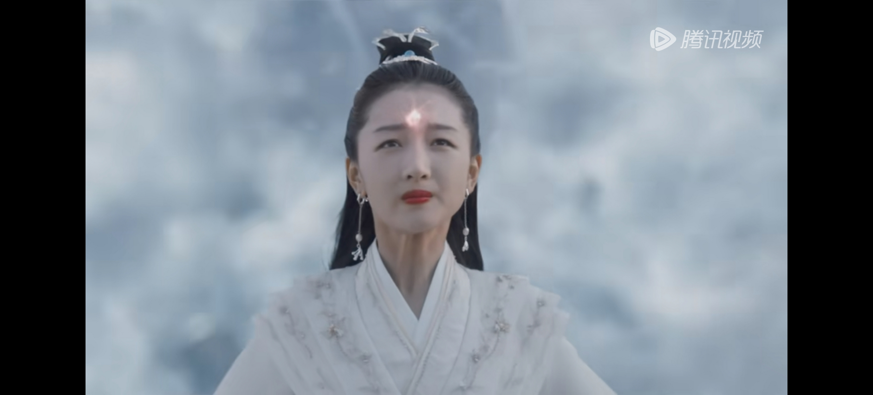 上古为救苍生亲身历劫那一幕看哭了我,太虐人了.特效也做得太好了