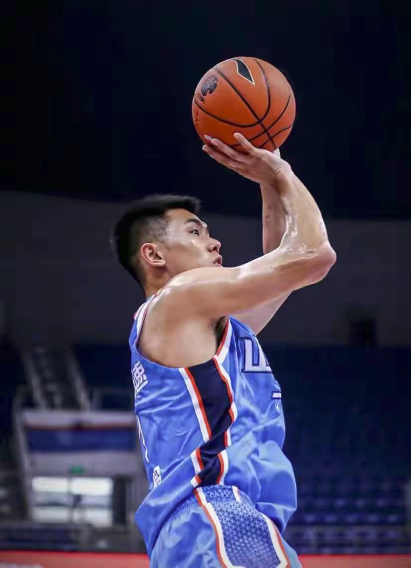 山东男篮刘毅:回头看 轻舟已过万重山