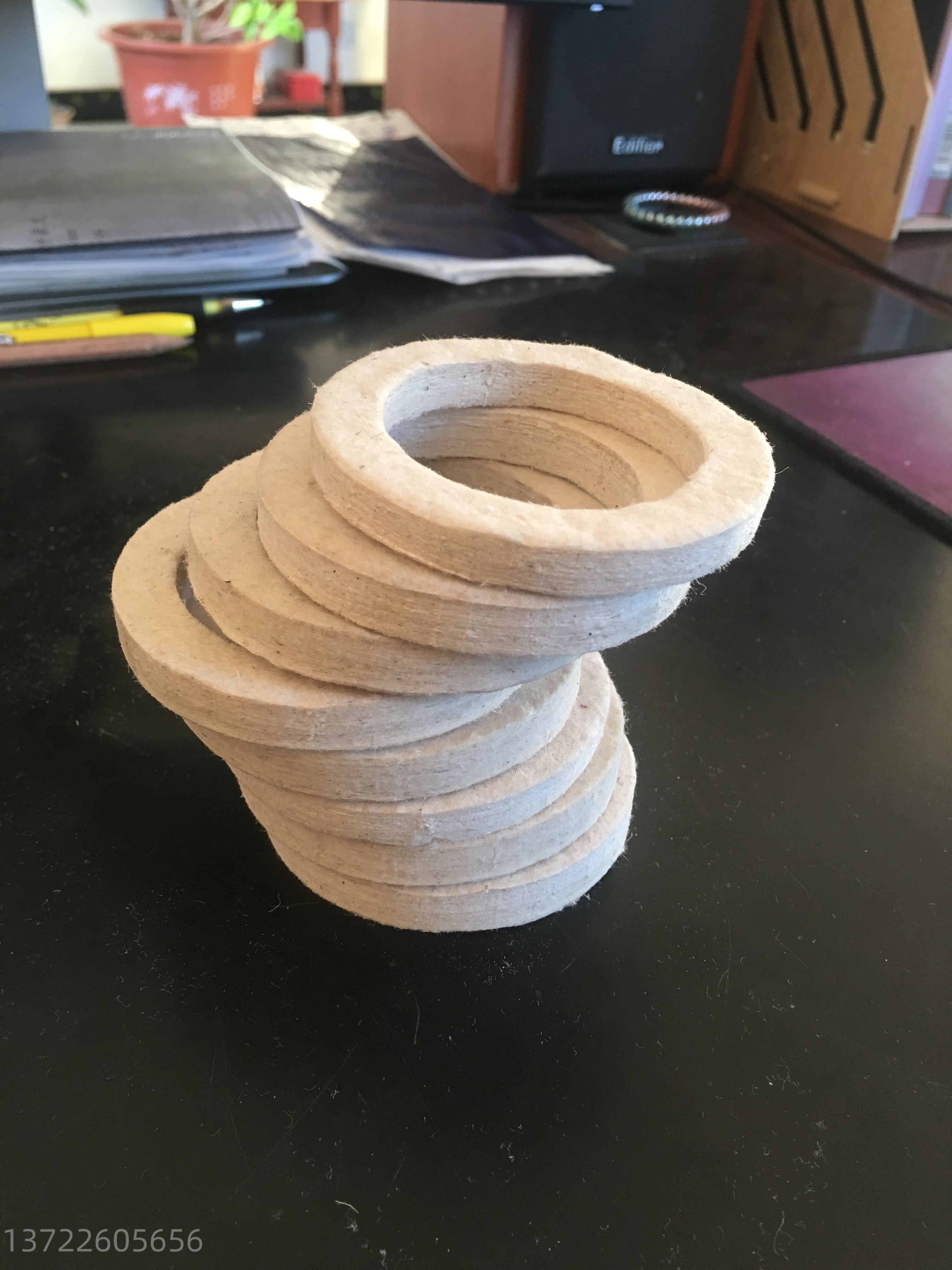 高密度工业羊毛毡垫密封吸油垫圈油封毡圈防尘抛光耐磨毛毡条块圈