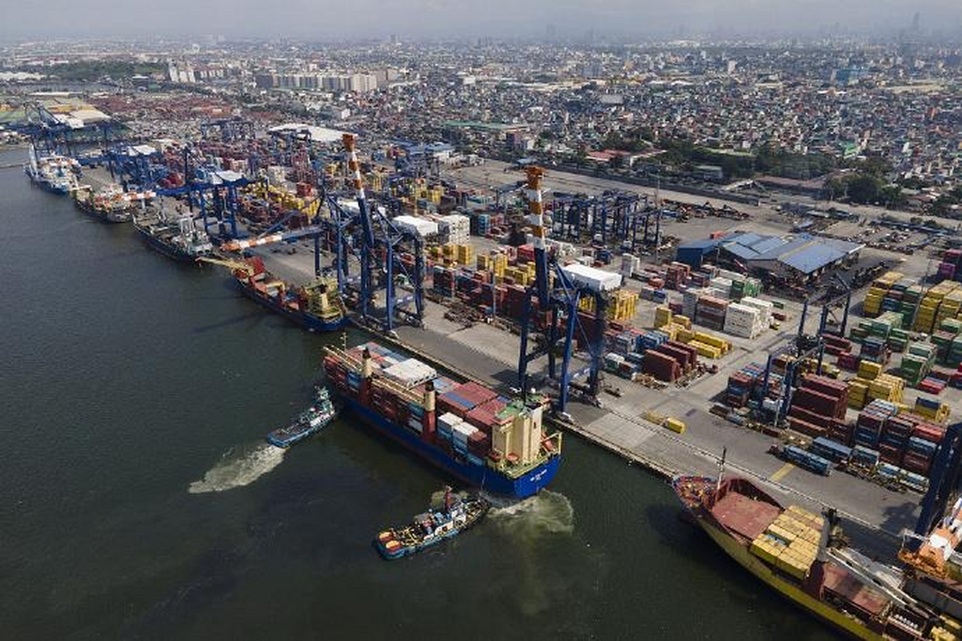 网友说,咱们对菲律宾的这份公告太"高端大气"了,看不懂!