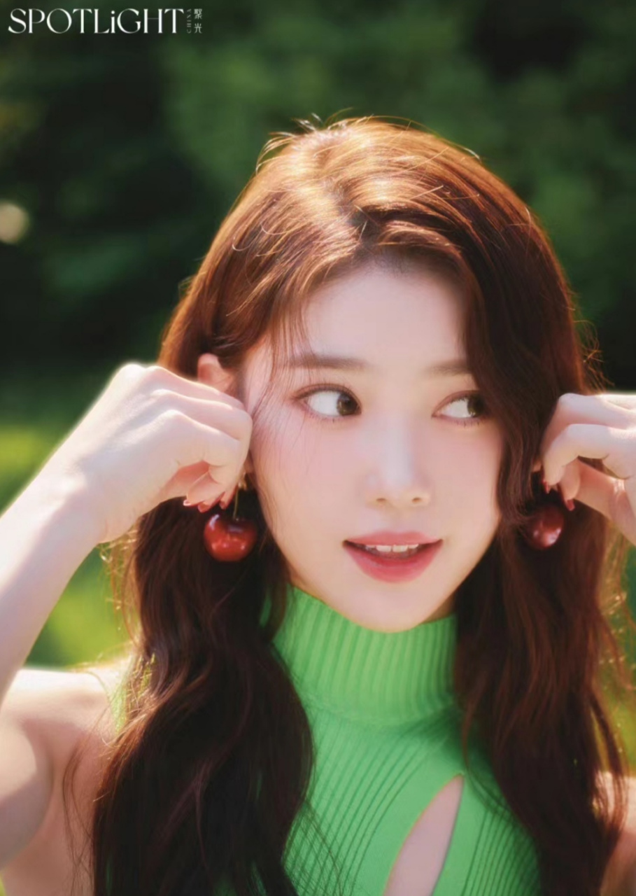 沈小婷 Ⅹ《spotlight聚光》画报写真