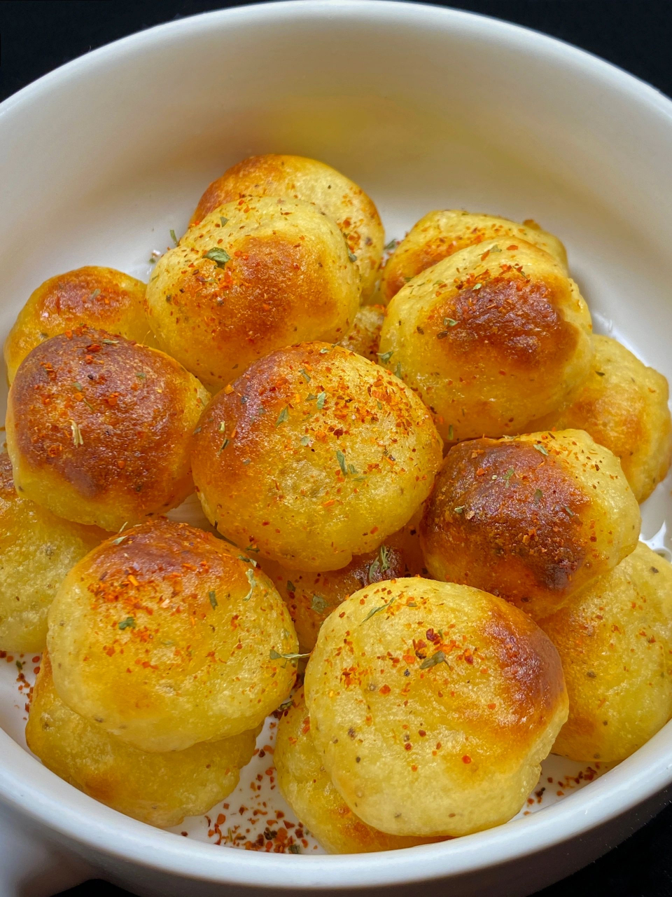 不用油炸就能做出低卡脆皮土豆球,比薯条还好吃!吃一次就爱上了!