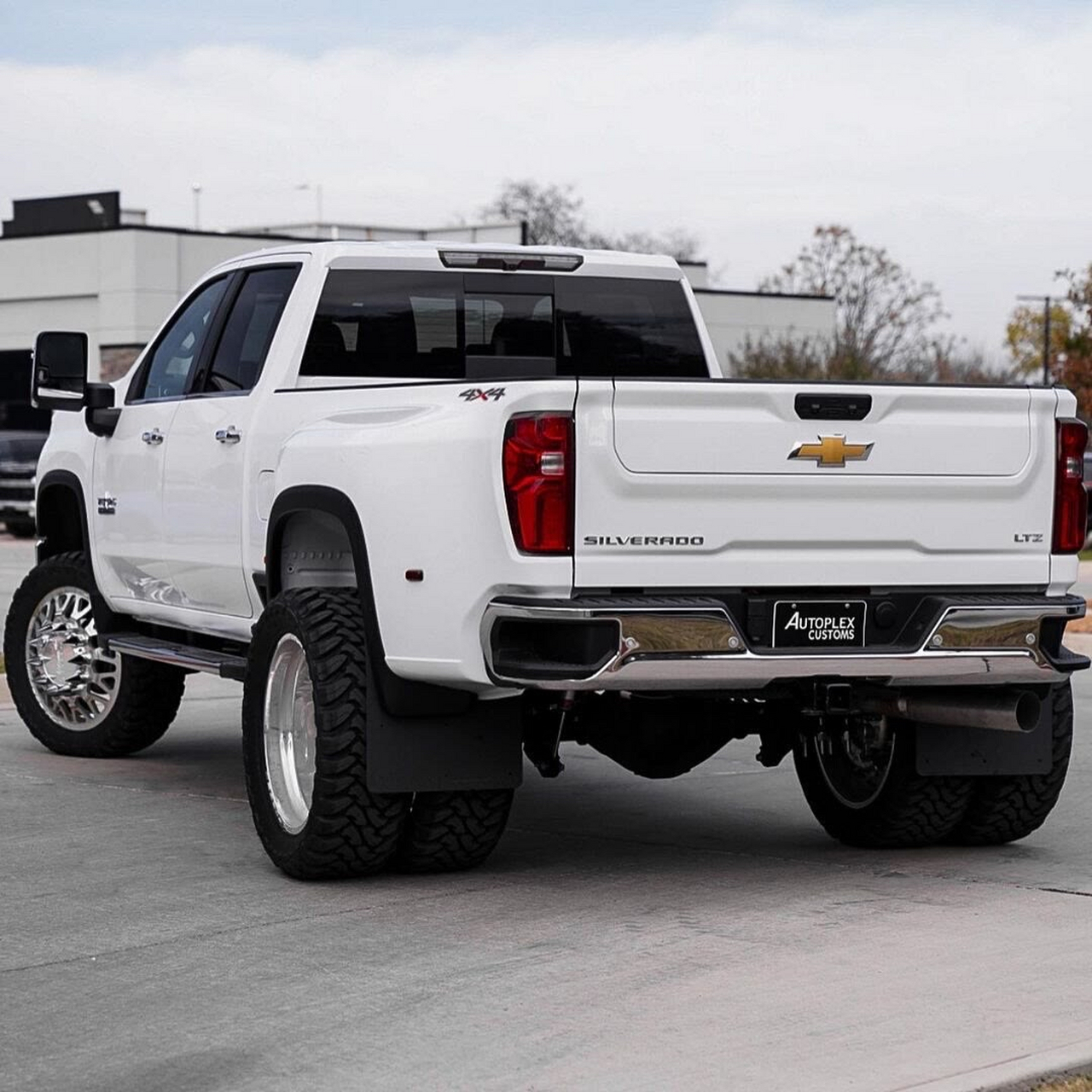 雪佛兰索罗德3500重型皮卡,6.