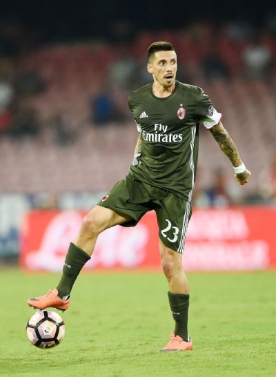 今天是你的生日:阿根廷足球运动员一一何塞·索萨